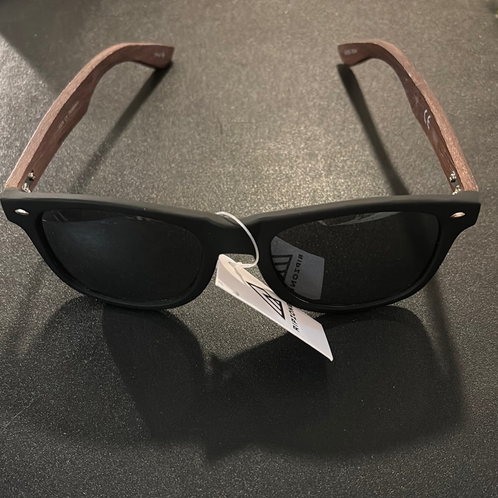 RIP ZONE Rick sunglasses wooden temple 100% UV protection NWT